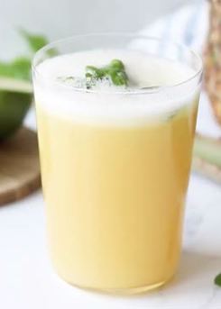 Aloe Pineapple Juice Cooler 