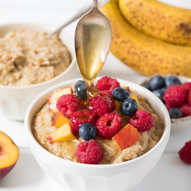 Banana Oatmeal With Fruit