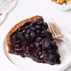 Raw Wild Blueberry Pie
