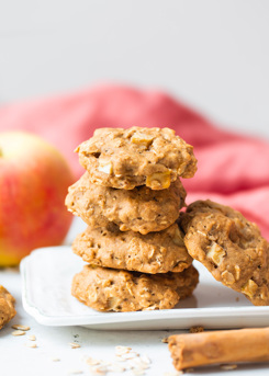 Fat-Free Apple Oatmeal Cookies