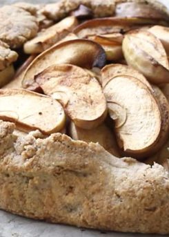 Rustic Apple Galette 